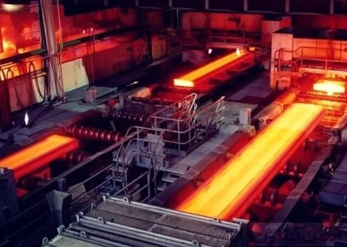 کاهش تولید فولاد ایران در سال ۲۰۲۵ همراه با کاهش تولید جهانی
